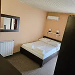 بيت ضيافة Szofia 3*