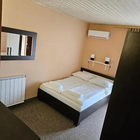 بيت ضيافة Szofia 3*
